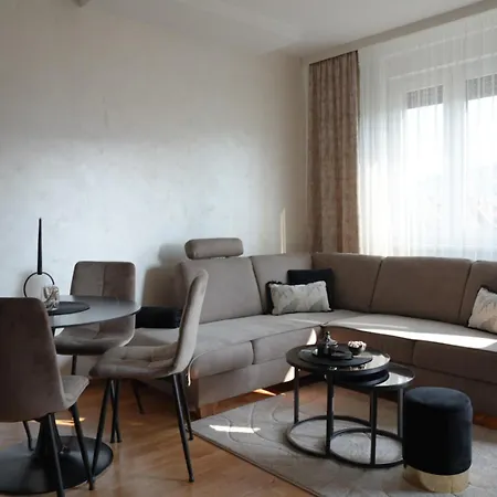 Lena Lux Lejlighed Banja Luka